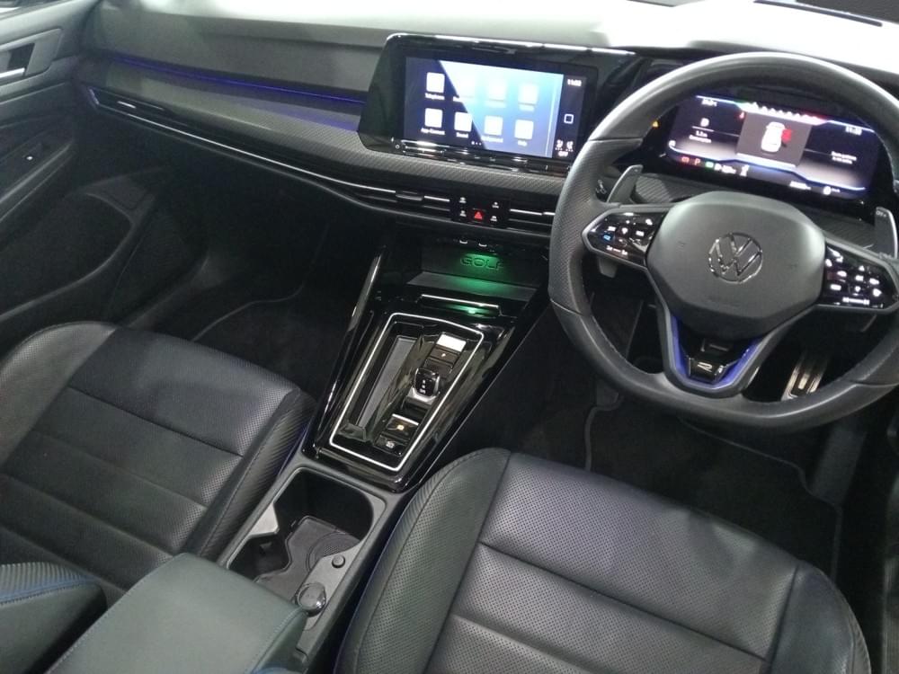 Volkswagen Golf 8 2.0 Gti R