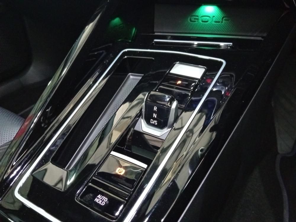 Volkswagen Golf 8 2.0 Gti R