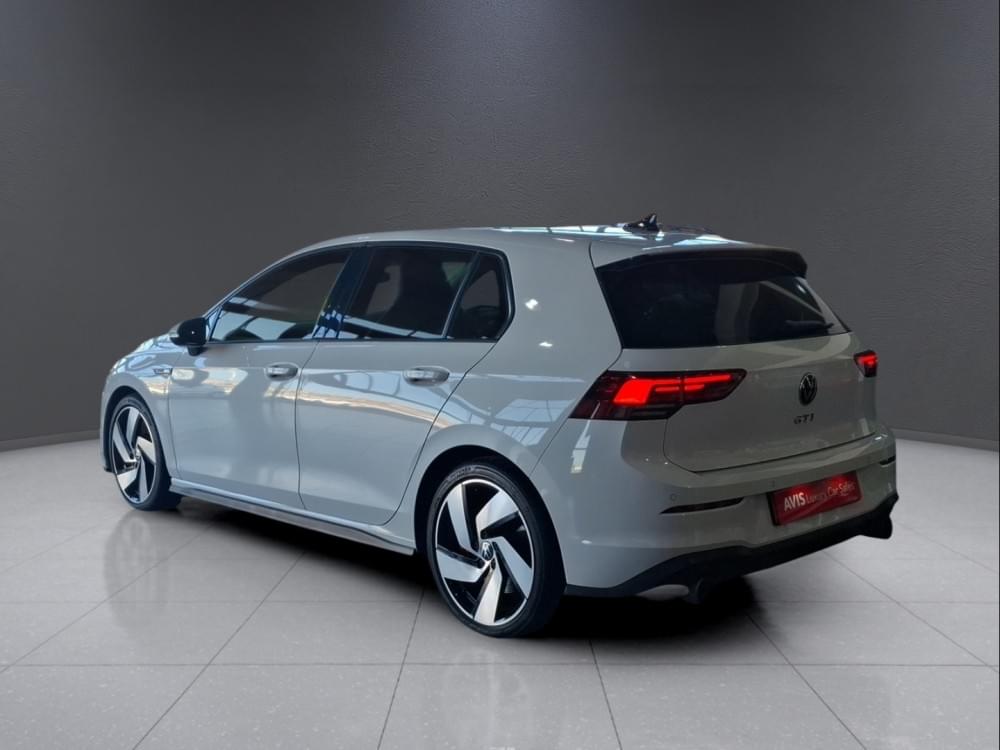 Volkswagen Golf 8 2.0 Gti