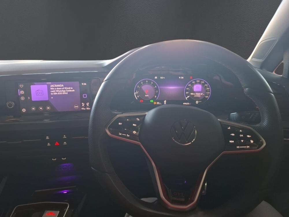 Volkswagen Golf 8 2.0 Gti