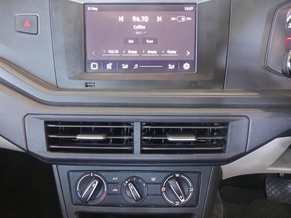 Volkswagen Polo Sedan 1.6 Tiptronic