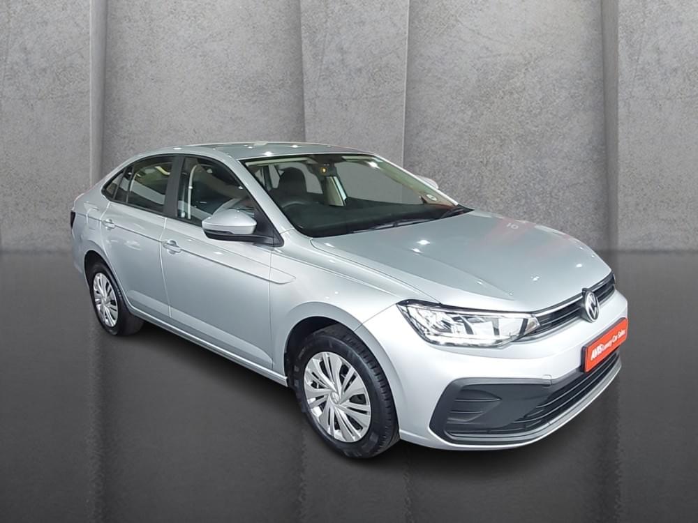 Volkswagen Polo Sedan 1.6 Base