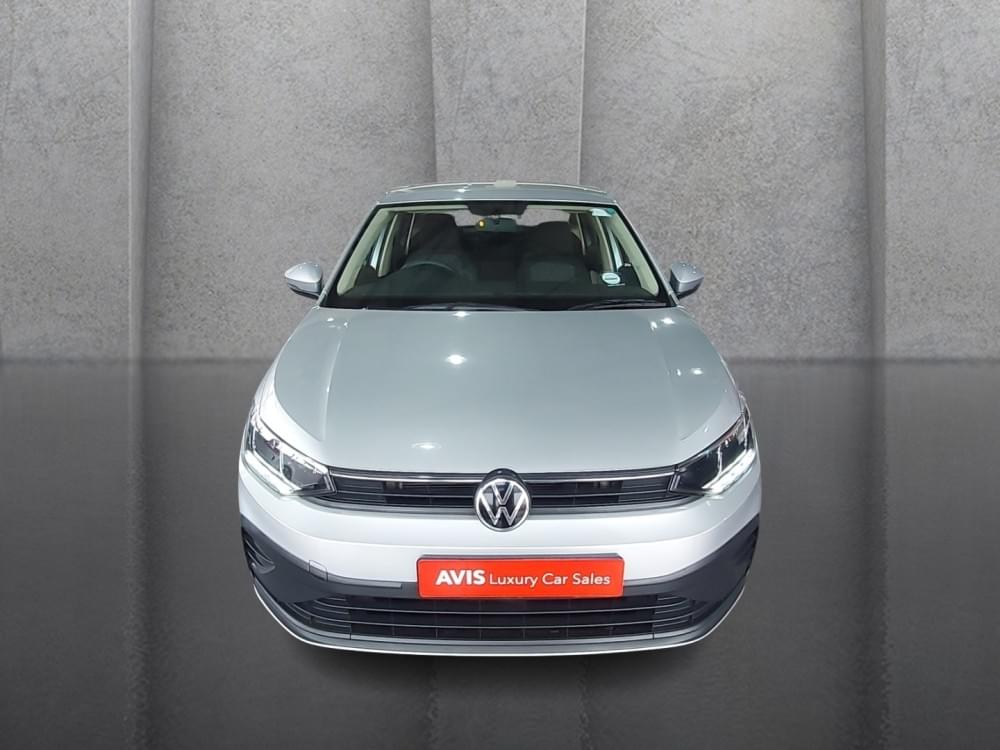 Volkswagen Polo Sedan 1.6 Base