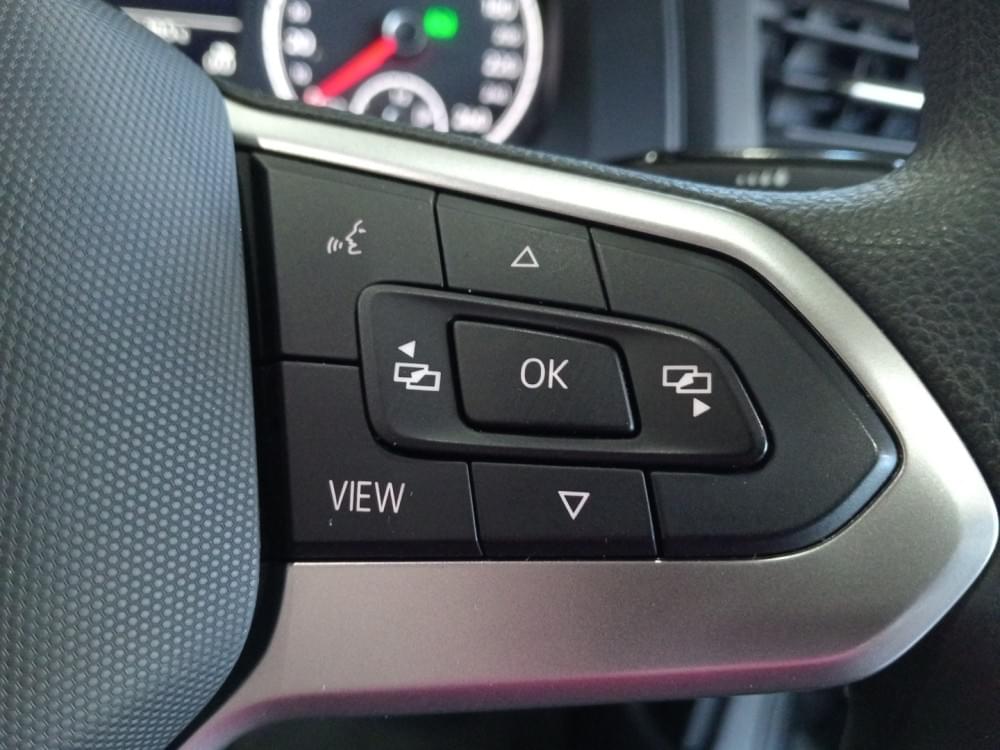 Volkswagen Polo Sedan 1.6 Tiptronic