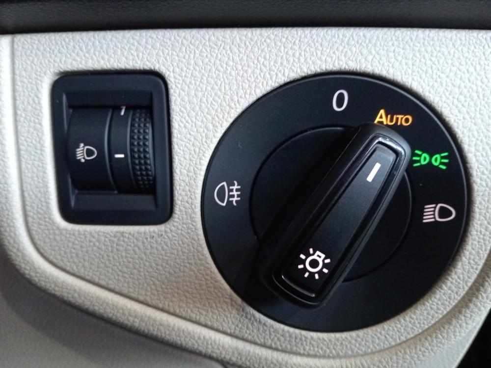 Volkswagen Polo Sedan 1.6 Tiptronic