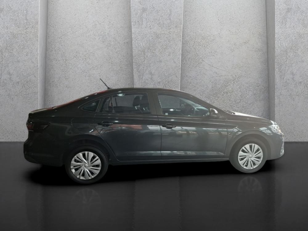 Volkswagen Polo Sedan 1.6 Base