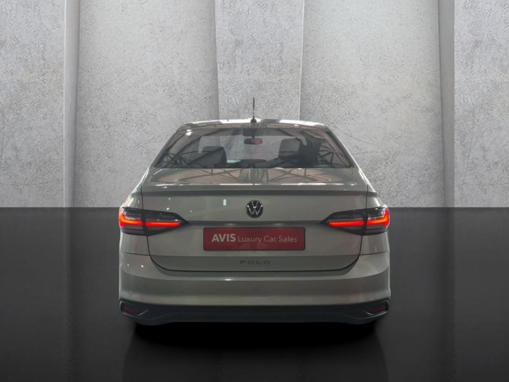 Volkswagen Polo Sedan 1.6 Tiptronic