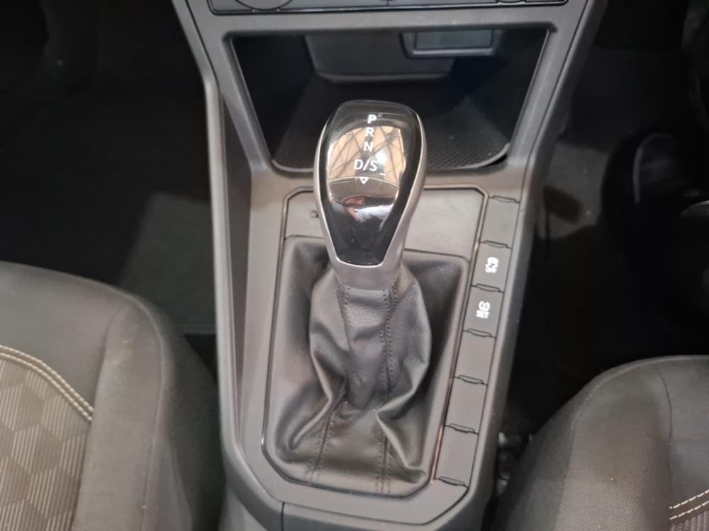 Volkswagen Polo Sedan 1.6 Tiptronic