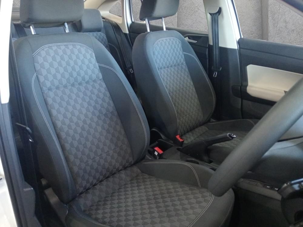 Volkswagen Polo Sedan 1.6 Tiptronic