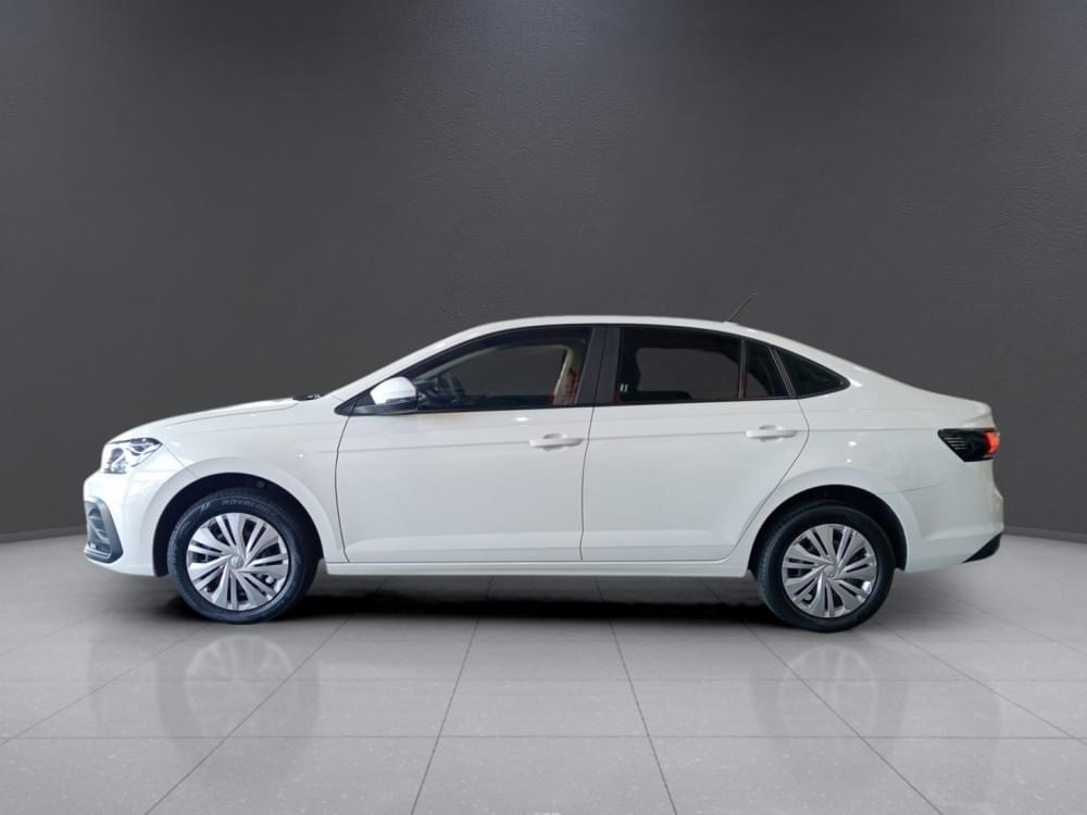 Volkswagen Polo Sedan 1.6 Base