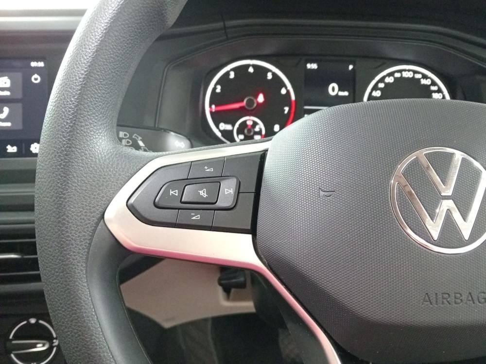 Volkswagen Polo Sedan 1.6 Tiptronic