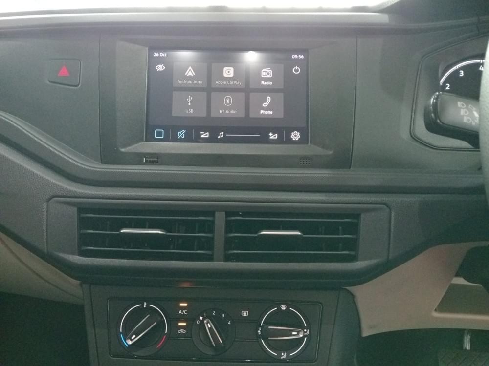 Volkswagen Polo Sedan 1.6 Tiptronic
