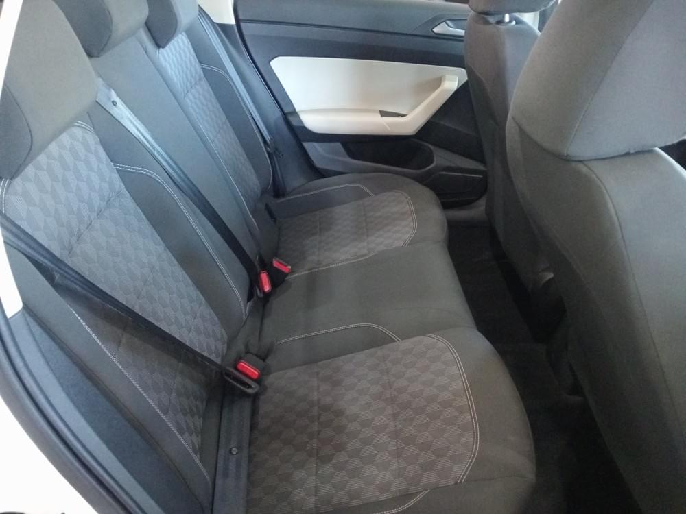 Volkswagen Polo Sedan 1.6 Tiptronic