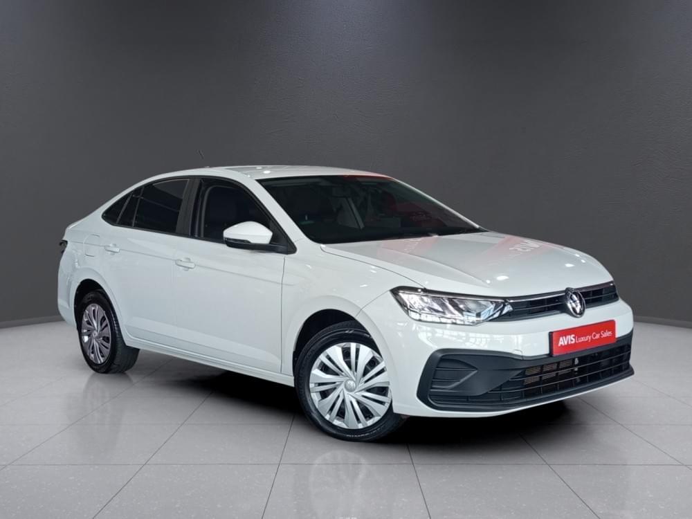 Volkswagen Polo Sedan 1.6 Base