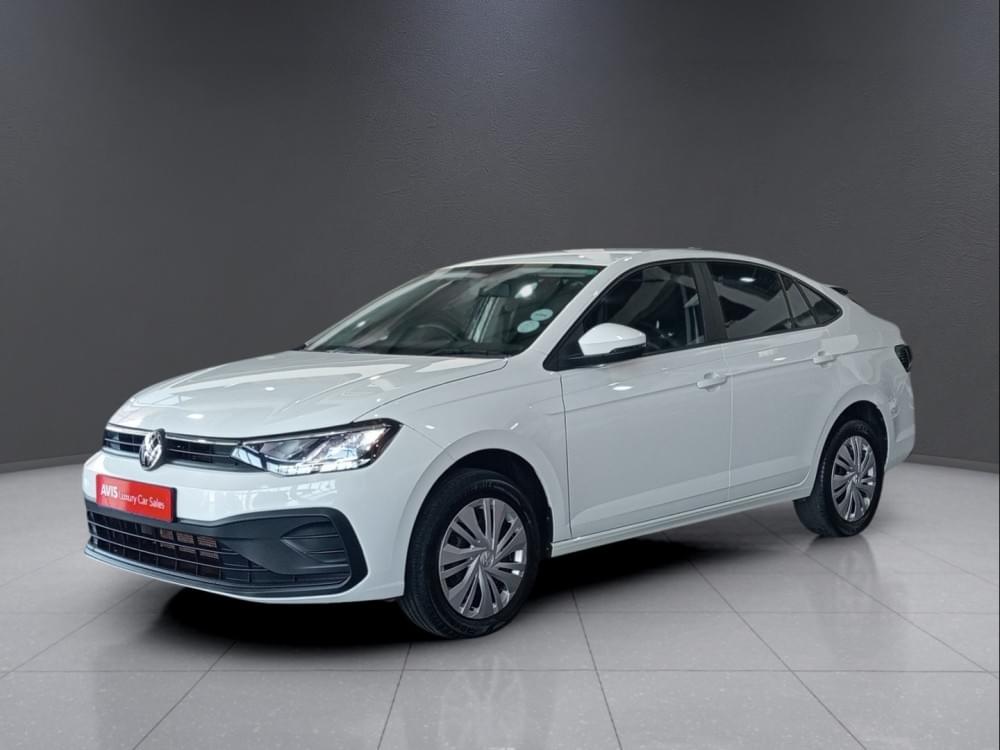 Volkswagen Polo Sedan 1.6 Base