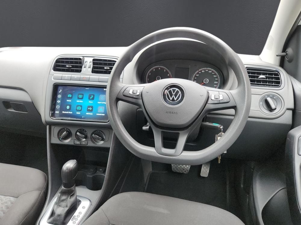Volkswagen Polo Vivo Hatch 1.6 Life Tipt
