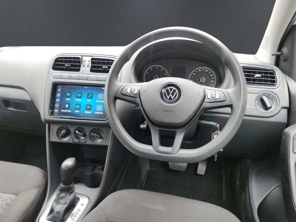 Volkswagen Polo Vivo Hatch 1.6 Life Tipt