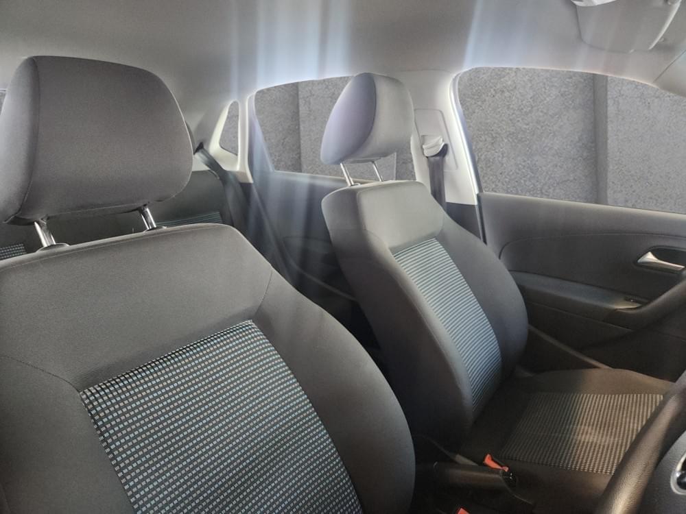 Volkswagen Polo Vivo Hatch 1.6 Comfortline Tiptronic