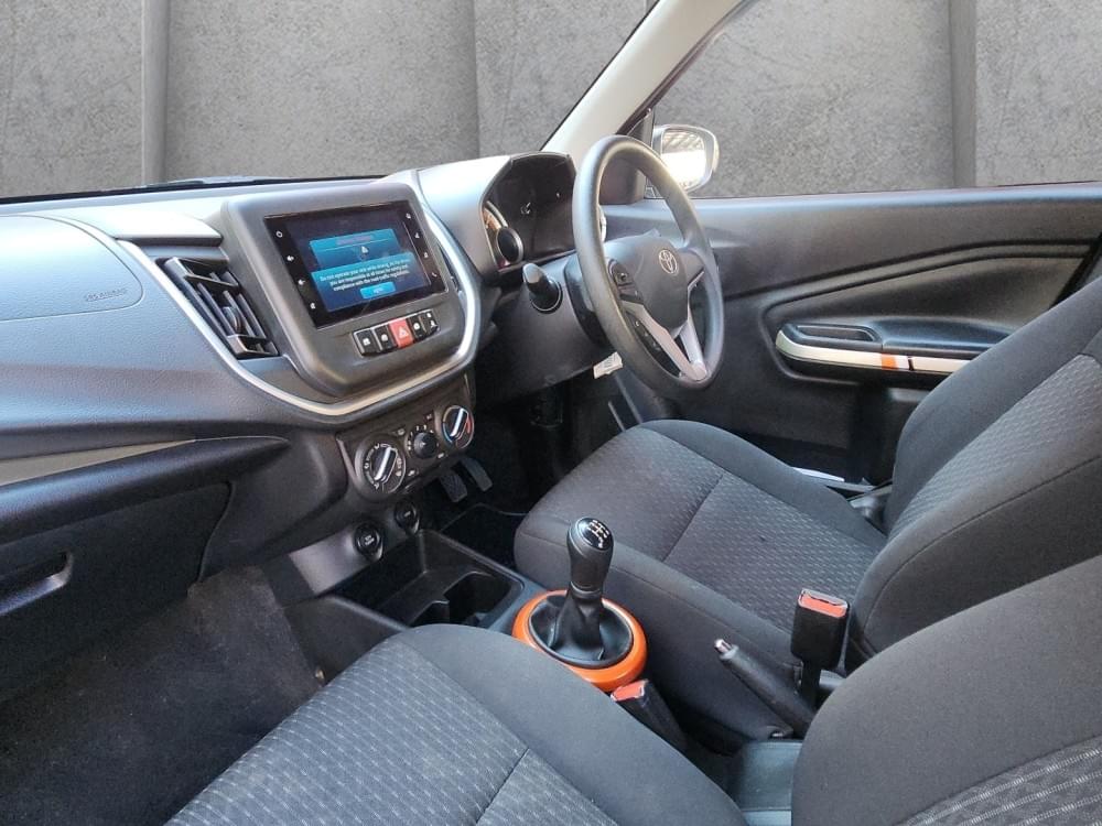 Toyota Vitz 1.0 Xr X-Cite