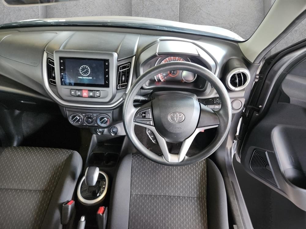 Toyota Vitz 1.0 Xr Amt