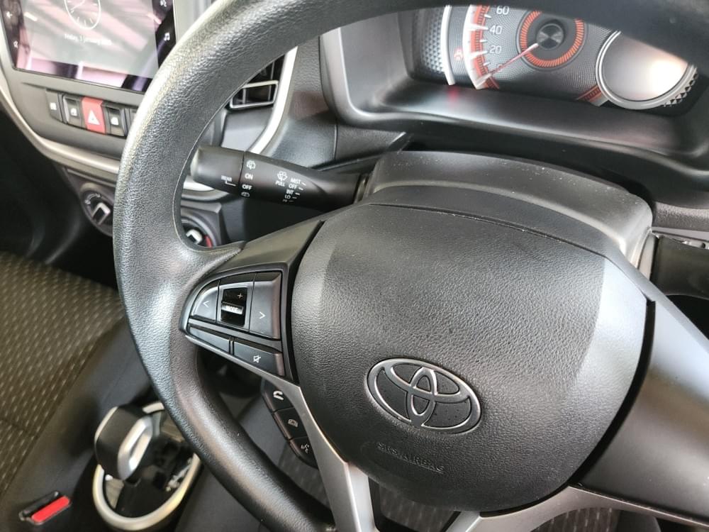 Toyota Vitz 1.0 Xr Amt