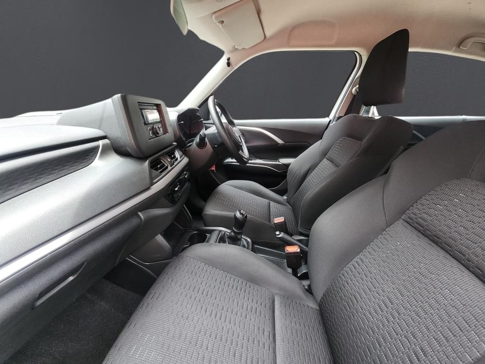 Suzuki N/A 1.2 Gl Mt