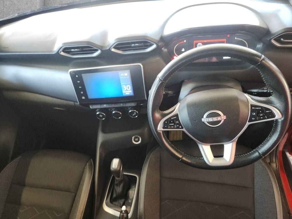 Nissan Magnite 1.0 Acenta Plus Cvt Oled