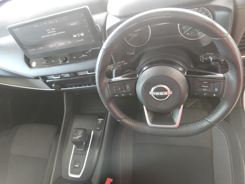 Nissan Qashqai 1.3T Acenta Xtronic Cvt (2-Tone)