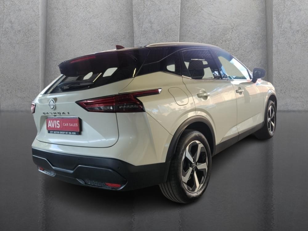 Nissan Qashqai 1.3T Acenta Xtronic 2-Tone