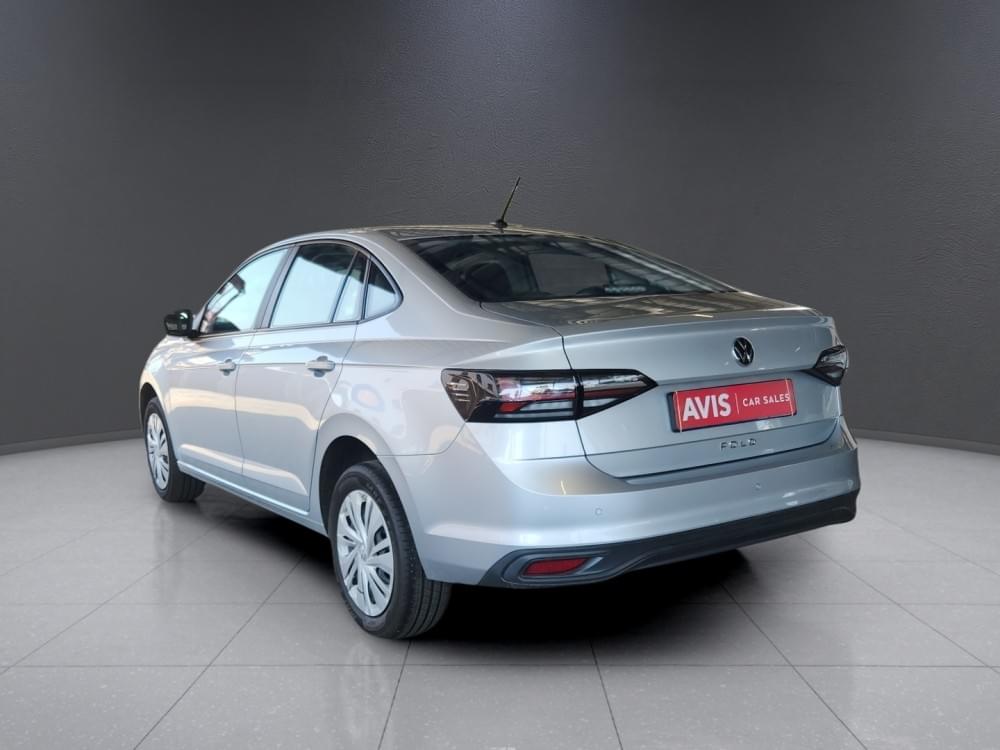 Volkswagen Polo Sedan 1.6 Base