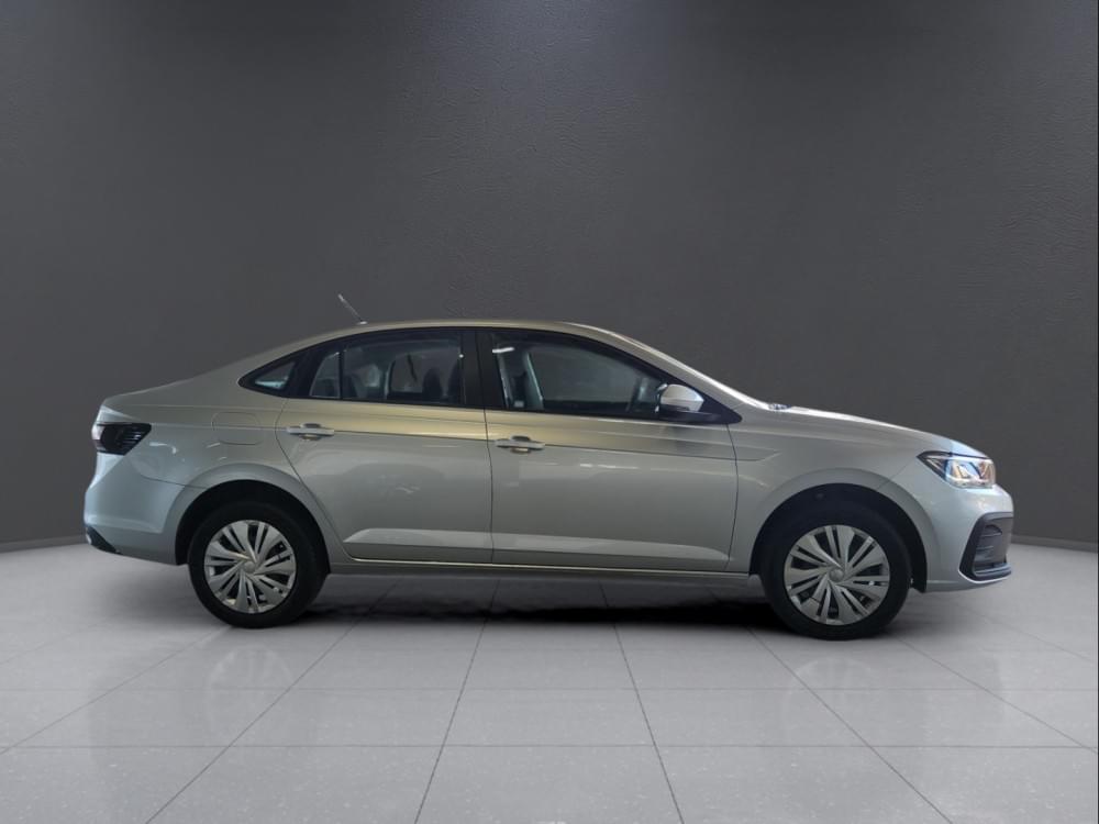 Volkswagen Polo Sedan 1.6 Base