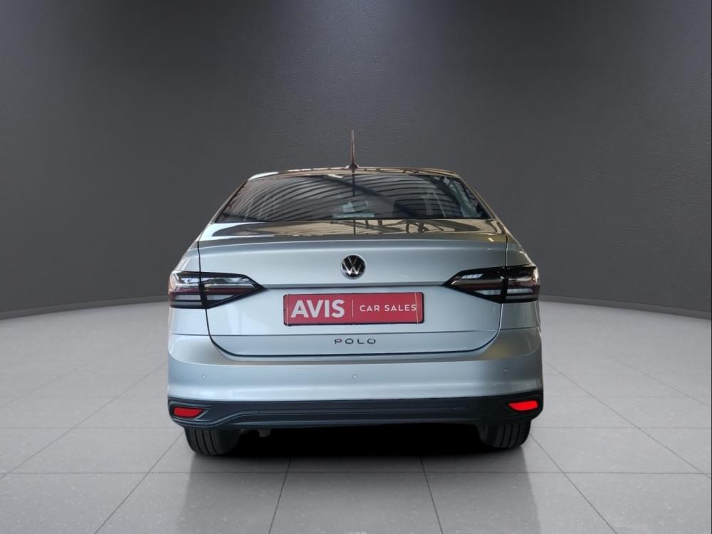 Volkswagen Polo Sedan 1.6 Base