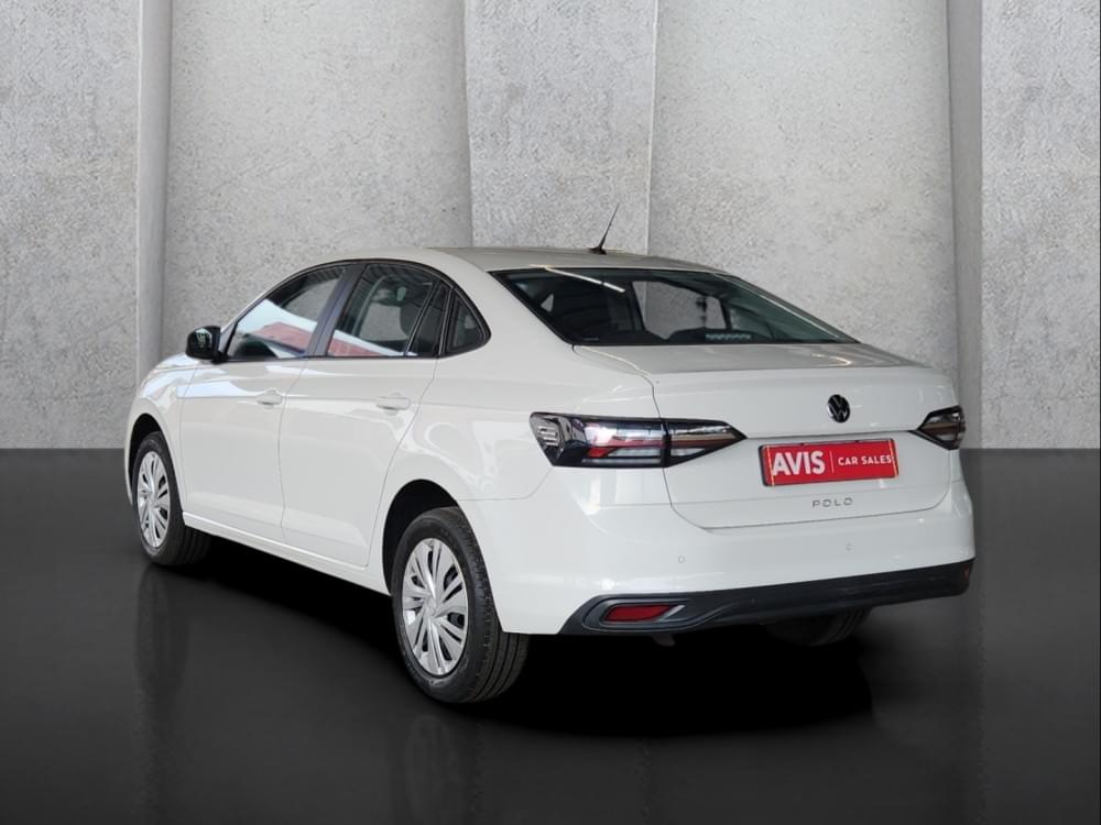 Volkswagen Polo Sedan 1.6 Base