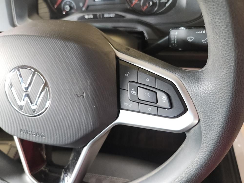 Volkswagen Polo Sedan 1.6 Base