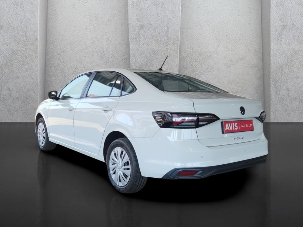 Volkswagen Polo Sedan 1.6 Base