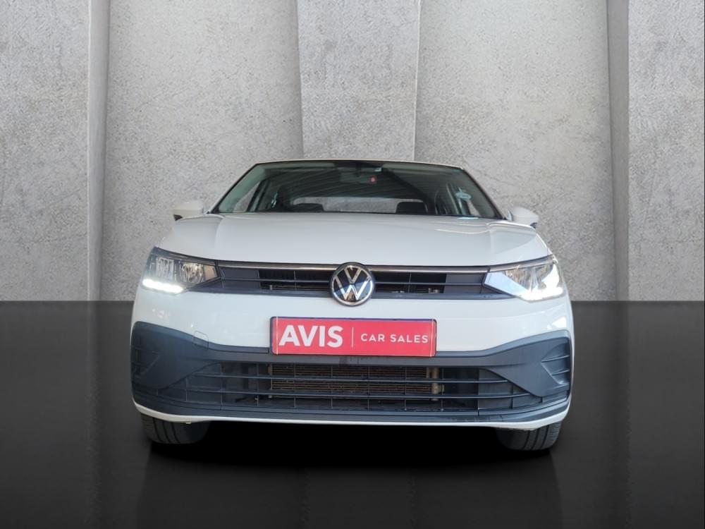 Volkswagen Polo Sedan 1.6 Base