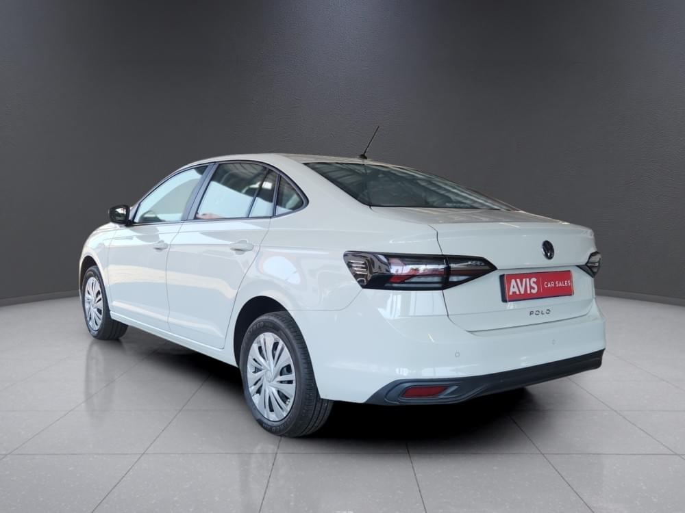 Volkswagen Polo Sedan 1.6 Base