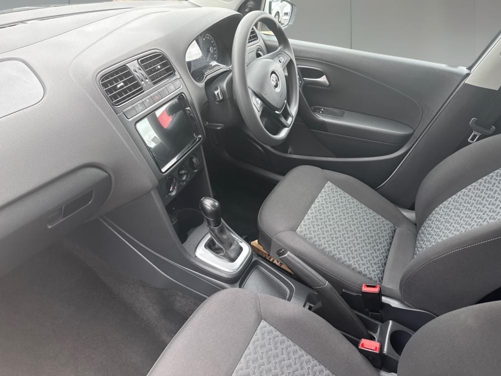 Volkswagen N/A 1.6 Life Tipt