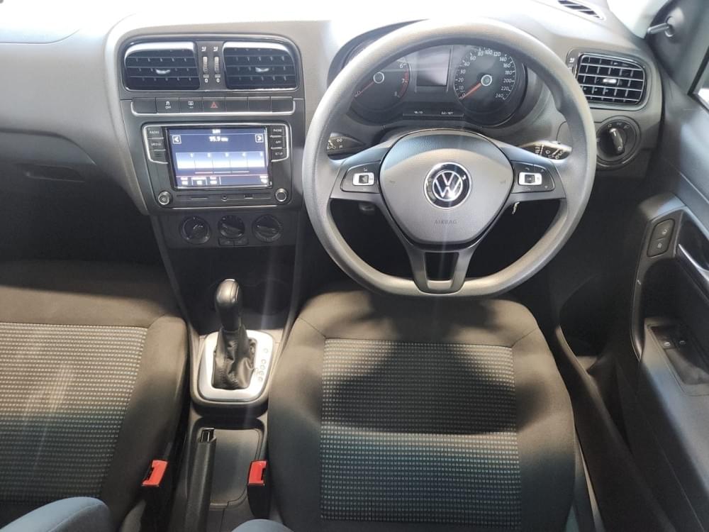 Volkswagen Polo Vivo Hatch 1.6 Life Tipt