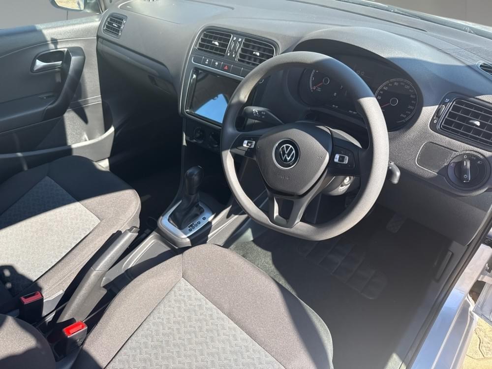 Volkswagen N/A 1.6 Life Tipt