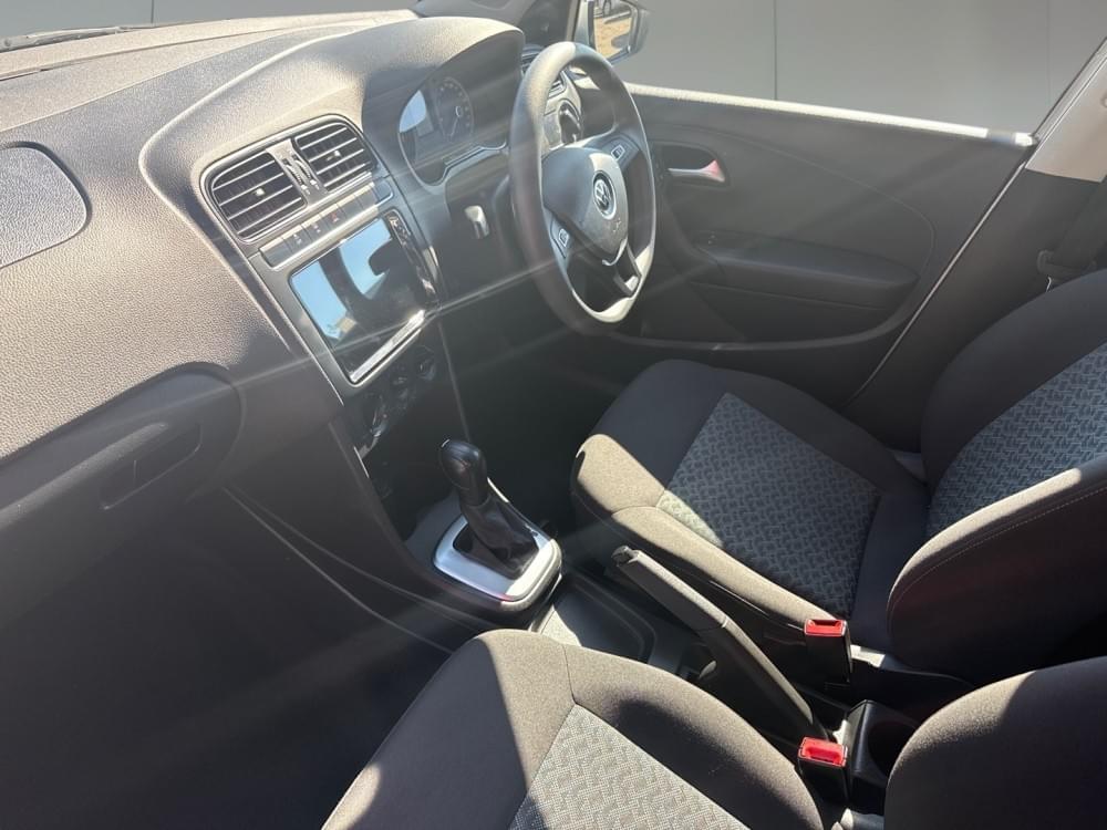 Volkswagen N/A 1.6 Life Tipt