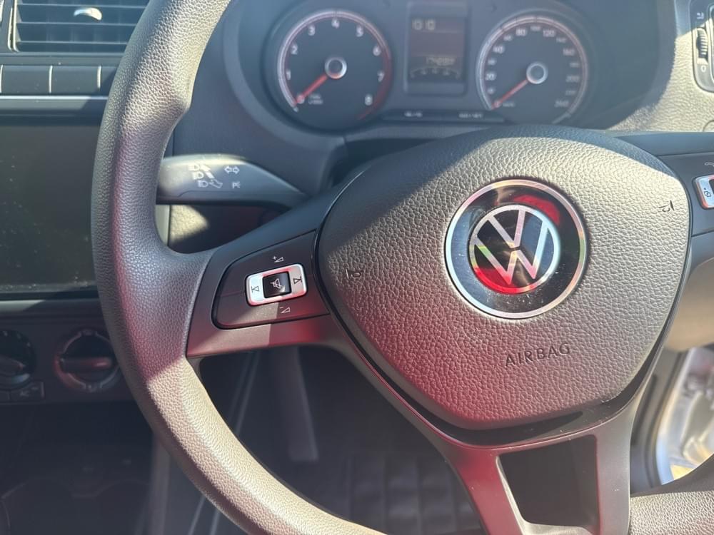 Volkswagen N/A 1.6 Life Tipt