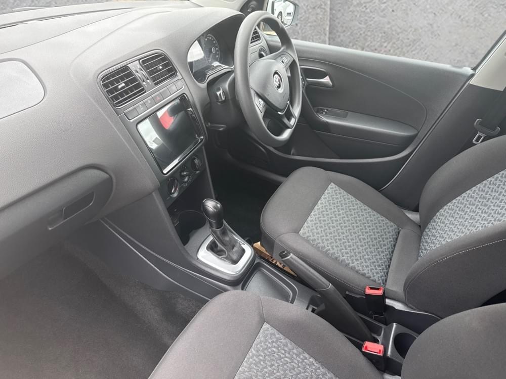 Volkswagen Polo Vivo Hatch 1.6 Life Tipt