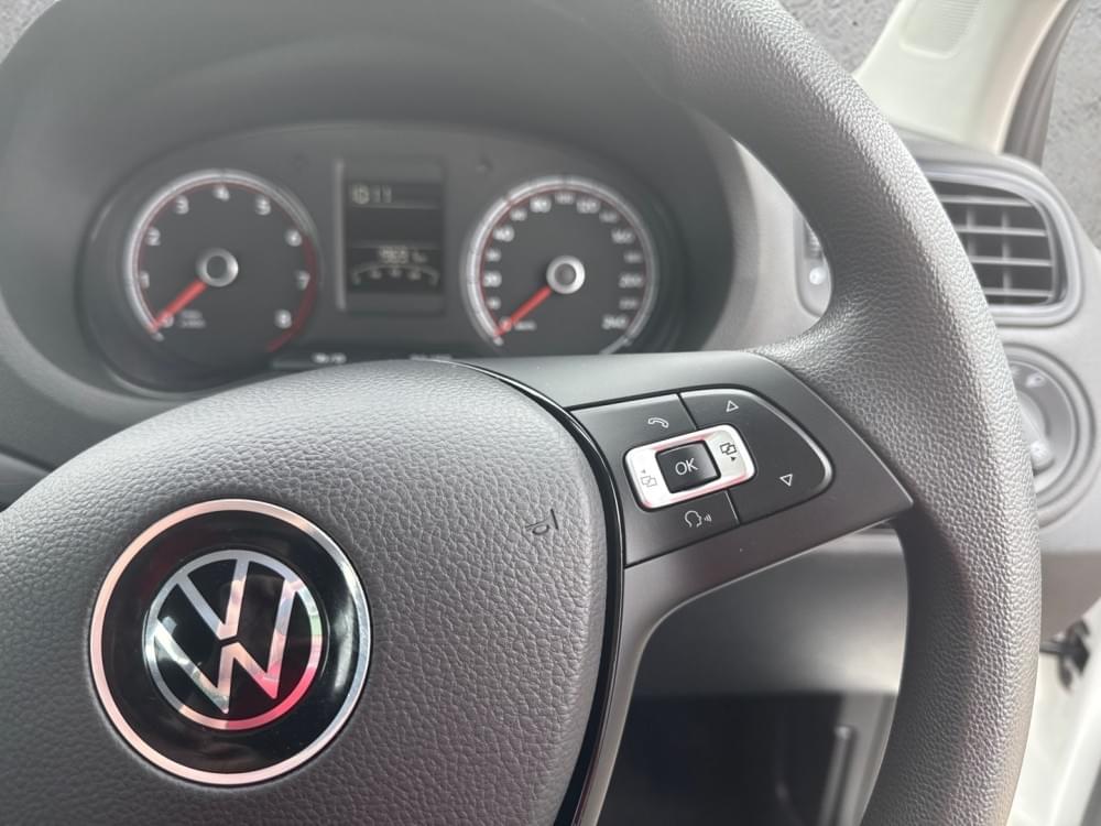 Volkswagen Polo Vivo Hatch 1.6 Life Tipt