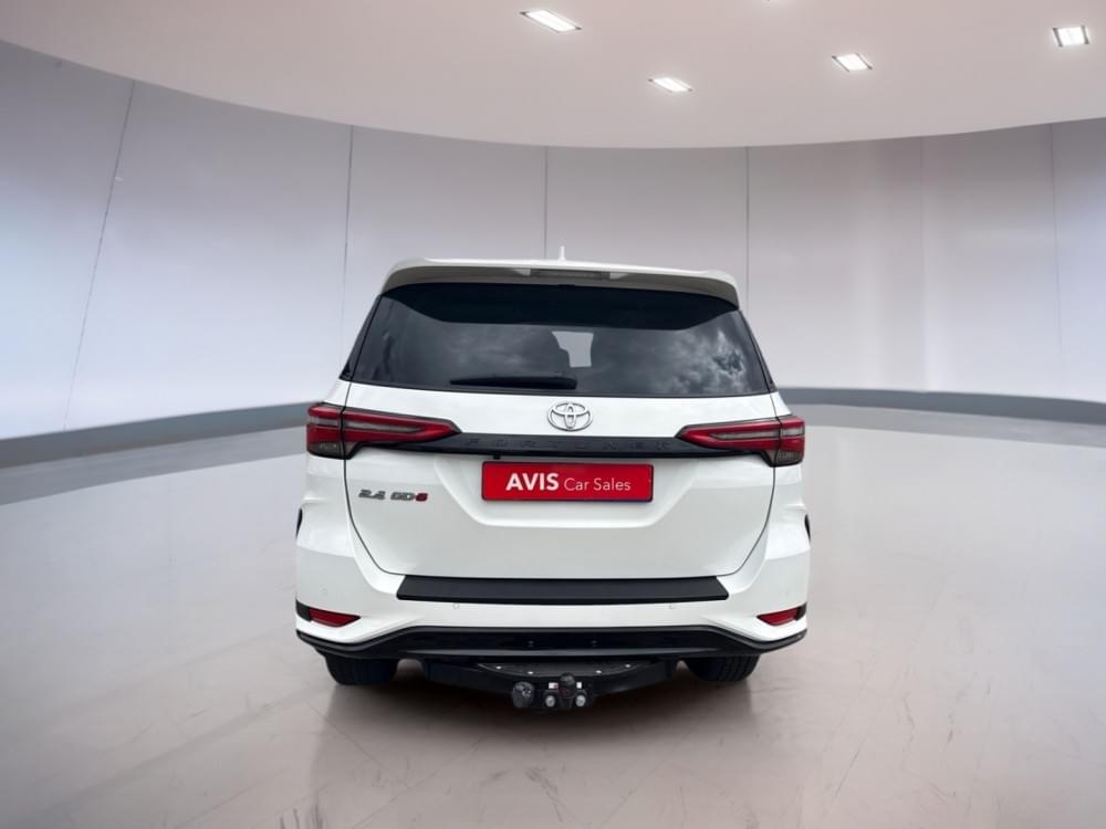 Toyota Fortuner 2.4 Gd-6 Rb 6At