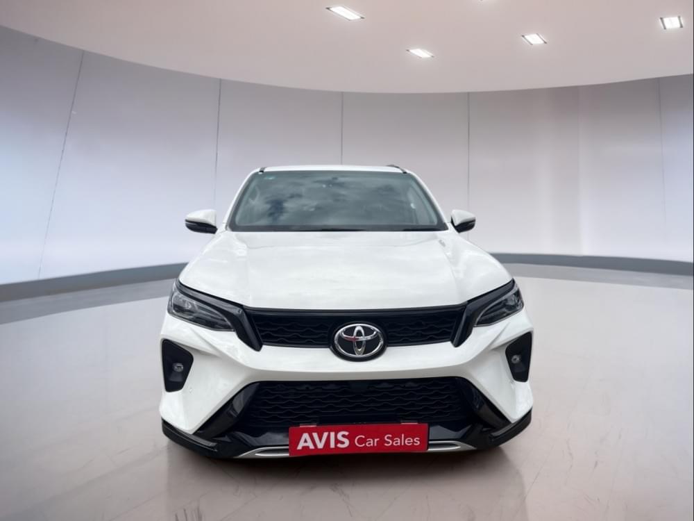 Toyota Fortuner 2.4 Gd-6 Rb At