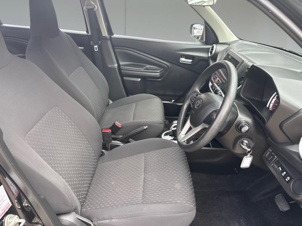 Toyota Vitz 1.0 Xr Amt