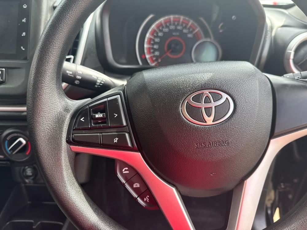 Toyota Vitz 1.0 Xr Amt