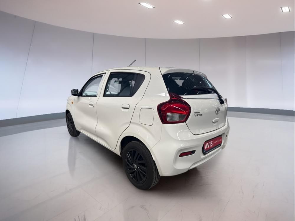 Toyota Vitz 1.0 Xr Amt