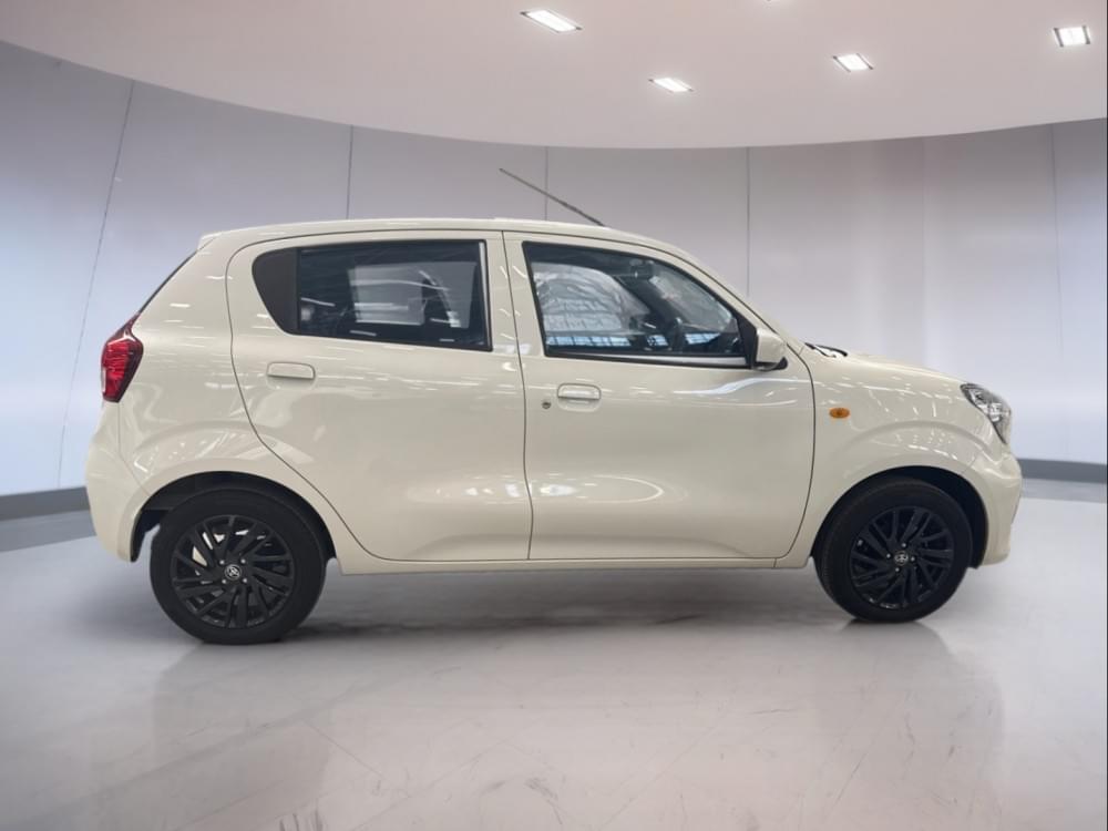 Toyota Vitz 1.0 Xr Amt